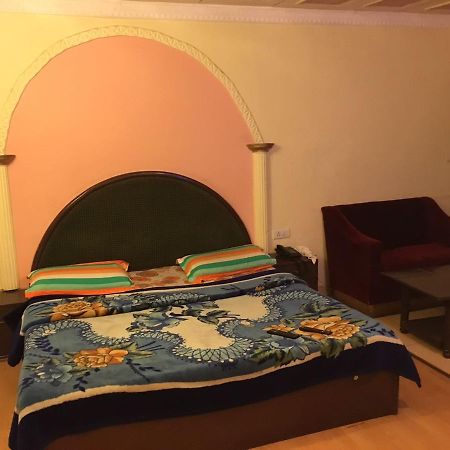 Hotel Bombay Palace Dalhousie Buitenkant foto